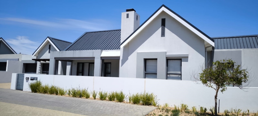 3 Bedroom Property for Sale in Sitari Country Estate Western Cape